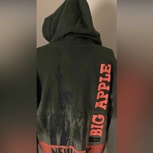 NWT Spirit Jersey Unisex  Green New York / Big Apple Size Med Zip Up Hoodie